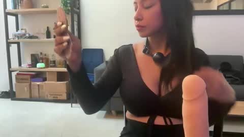 Snapshot of jbrow12 chatting on 10-05-25, 07:01 jbrow12 online show from 10-05-25, 07:01