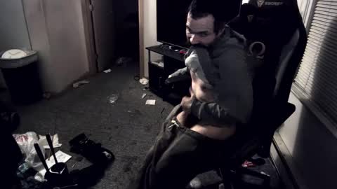 Snapshot of jburns87 chatting on 12-19-24, 11:50 jburns87 online show from 12-19-24, 11:50