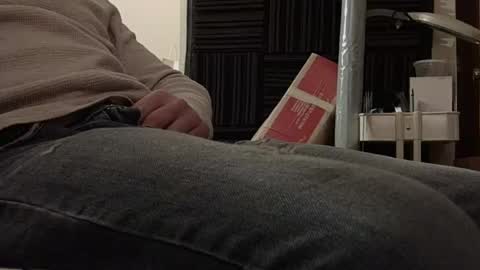 Snapshot of jbvgjjj chatting on 12-21-24, 10:39 dookie online show from 12-21-24, 10:39