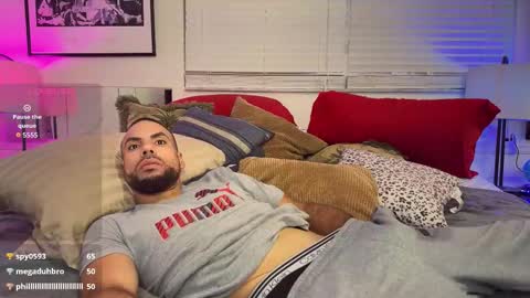 Snapshot of jcmax305 chatting on 11-19-25, 01:11 JcMax305 online show from 11-19-25, 01:11