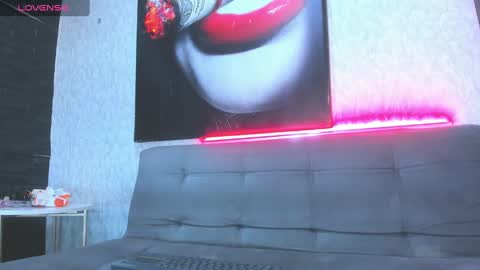 Snapshot of jd_thebaby chatting on 01-25-25, 03:30 jd thebaby online show from 01-25-25, 03:30