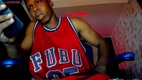 Snapshot of jd_thebaby chatting on 02-19-25, 12:44 jd thebaby online show from 02-19-25, 12:44