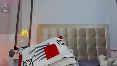 Snapshot of jdaniel_shellby chatting on 02-02-25, 04:15 jhon online show from 02-02-25, 04:15