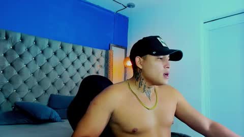 Snapshot of jdaniel_shellby chatting on 10-13-25, 05:51 jhon online show from 10-13-25, 05:51