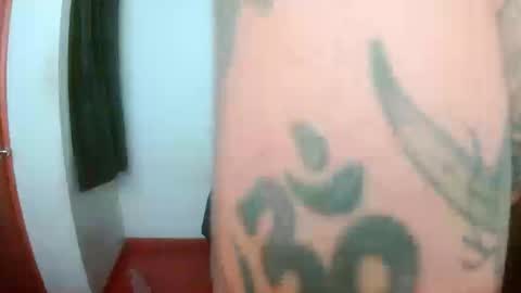 Snapshot of jean1pouk chatting on 09-10-25, 08:31 jean1pouk online show from 09-10-25, 08:31