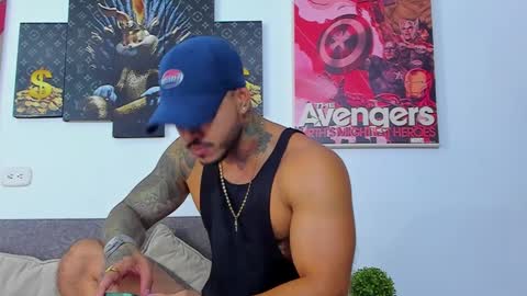 Jean  axelcrow       Modelo Independiente online show from 01-15-25, 03:43