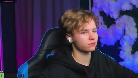 Snapshot of jean_wilsons chatting on 10-23-25, 11:09 jean_wilsons online show from 10-23-25, 11:09