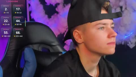 Snapshot of jean_wilsons chatting on 11-28-25, 11:24 jean_wilsons online show from 11-28-25, 11:24