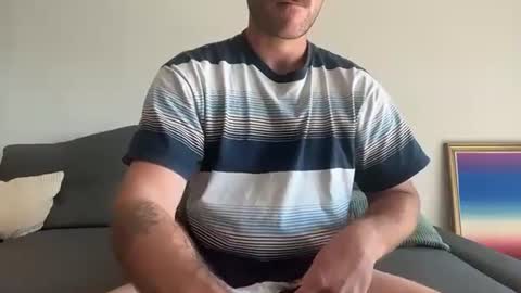 Snapshot of jeannojeanne13 chatting on 10-10-25, 12:37 jeannojeanne13 online show from 10-10-25, 12:37