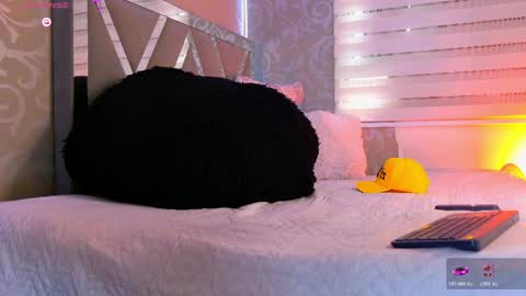 jeanpoolsex online show from 04-25-26, 01:41