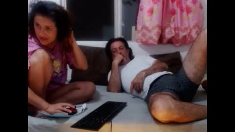 jeans_and_emma online show from 09-12-25, 12:22