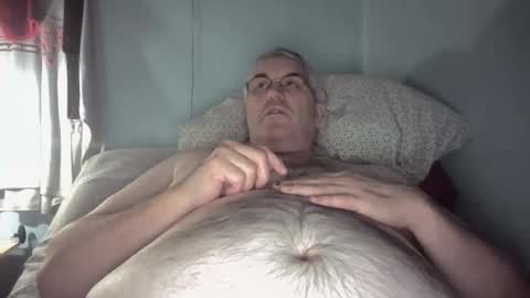 Snapshot of jecko71 chatting on 02-23-25, 04:17 dadbody71 online show from 02-23-25, 04:17