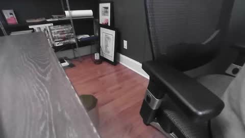 jedge4404 online show from 10-15-25, 02:39