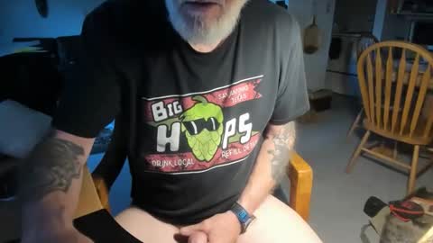 Snapshot of jeepman56 chatting on 05-14-26, 12:56 jeepman56 online show from 05-14-26, 12:56