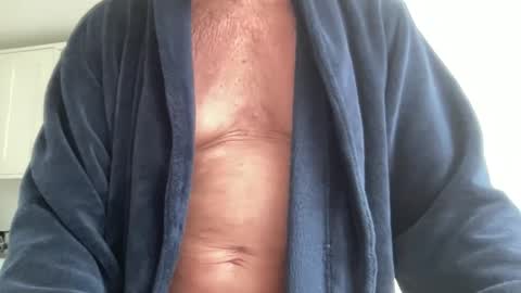 Snapshot of jeeves200 chatting on 04-15-26, 08:32 Sensual Jeeves online show from 04-15-26, 08:32