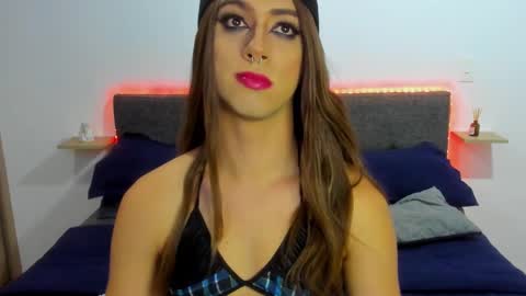 Snapshot of jeff_coleman chatting on 02-14-25, 08:10 ashley online show from 02-14-25, 08:10