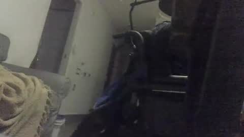 Snapshot of jeffbeau chatting on 11-29-25, 02:14 hugo online show from 11-29-25, 02:14