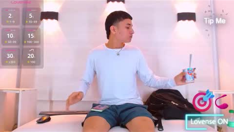 Snapshot of jeic_18 chatting on 09-17-25, 11:45 jeic 18 online show from 09-17-25, 11:45