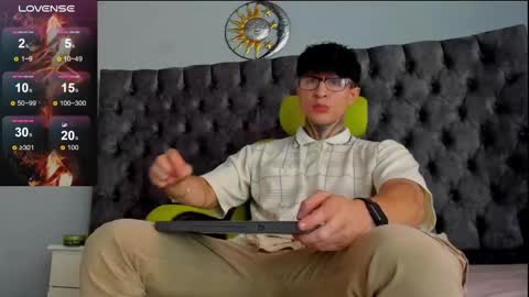 Snapshot of jeins_carter chatting on 01-10-25, 05:02 JC online show from 01-10-25, 05:02