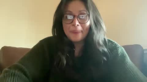 Snapshot of jellybeanin chatting on 01-10-25, 03:48 Jelli online show from 01-10-25, 03:48