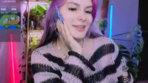 Snapshot of jelyaa chatting on 05-10-26, 02:44 Jelya online show from 05-10-26, 02:44
