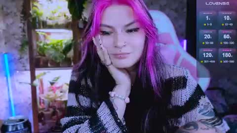 Snapshot of jelyaa chatting on 07-23-26, 11:57 Jelya online show from 07-23-26, 11:57