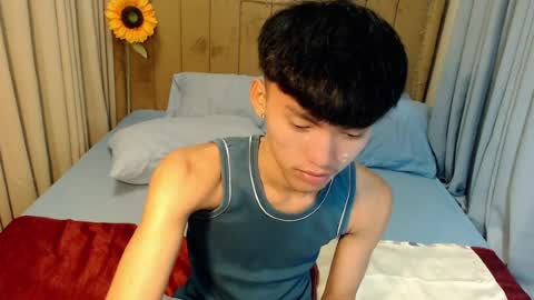 Snapshot of jemart_urnaughtboy chatting on 07-23-26, 12:13 jemart_urnaughtboy online show from 07-23-26, 12:13