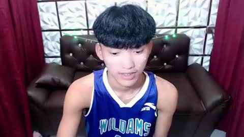 Snapshot of jemart_urnaughtboy chatting on 07-25-26, 12:58 jemart_urnaughtboy online show from 07-25-26, 12:58
