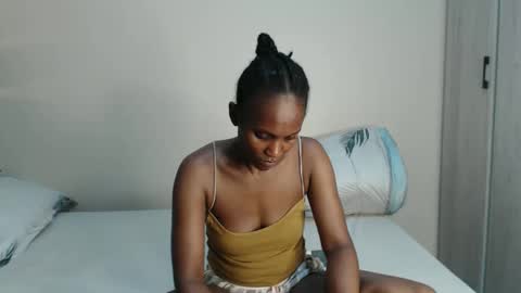 Jemmi online show from 04-14-26, 10:05