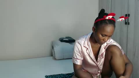 Jemmi online show from 04-23-26, 10:47