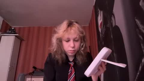 Snapshot of jenaehaby chatting on 06-04-26, 05:57 Jessica online show from 06-04-26, 05:57