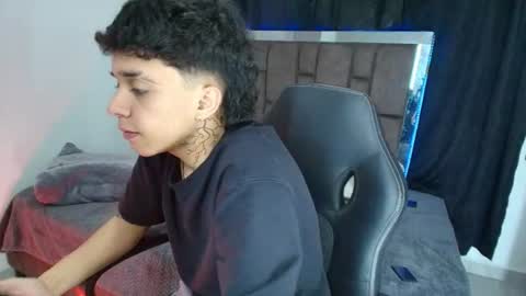 Snapshot of jendry_ chatting on 07-16-26, 10:05 jendry_ online show from 07-16-26, 10:05