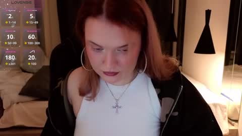Snapshot of jeniceloveit_ chatting on 06-21-26, 09:39 Jenice online show from 06-21-26, 09:39