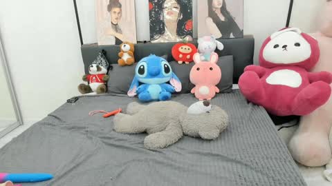 Dolly online show from 03-26-26, 01:28