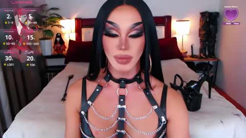Snapshot of jenifers_body chatting on 06-03-26, 10:59 Queen Jenifer online show from 06-03-26, 10:59