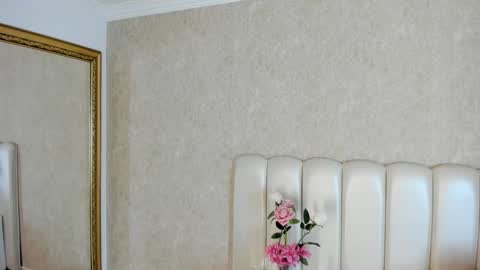 Samanta online show from 12-20-25, 12:40