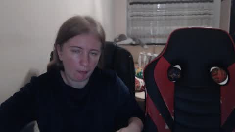 JenisAndPeter online show from 10-27-25, 07:51