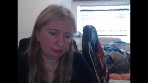 JenisAndPeter online show from 06-08-26, 04:51