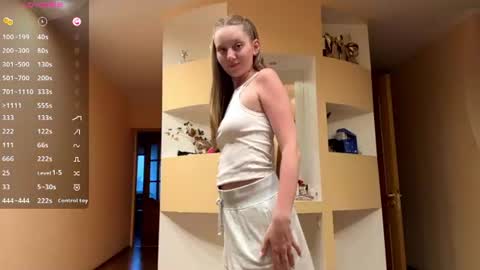 Jen online show from 07-21-26, 04:31