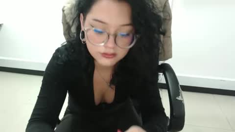 jenn online show from 09-18-25, 08:55