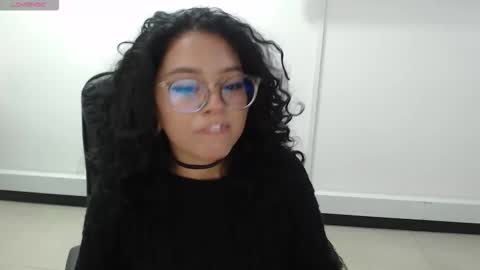 jenn online show from 10-24-25, 09:22