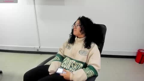 jenn online show from 11-15-25, 07:54