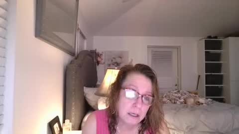 jenna197069 online show from 12-21-24, 06:09