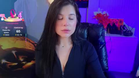 Snapshot of jenna_adams_ chatting on 10-31-25, 01:17 jenna_adams_ online show from 10-31-25, 01:17