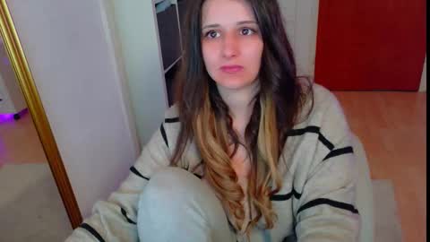 jennasxy19 online show from 09-29-25, 12:21