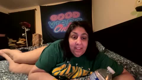 Snapshot of jennabrady chatting on 09-11-25, 11:38 Dragon Queen. Be my Dragon -- and online show from 09-11-25, 11:38