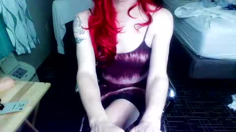 Jenna Cross online show from 02-05-25, 03:13