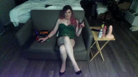 Jenna Cross online show from 06-25-26, 05:12
