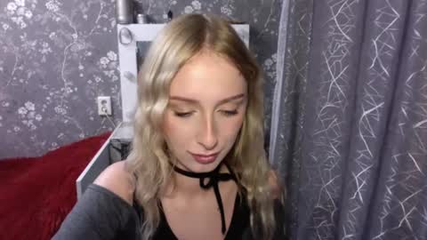 Snapshot of jennalomer chatting on 06-15-26, 03:47 Jenna online show from 06-15-26, 03:47