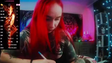 Snapshot of jennalovvee chatting on 05-02-26, 01:10 Mrs. Jenna online show from 05-02-26, 01:10